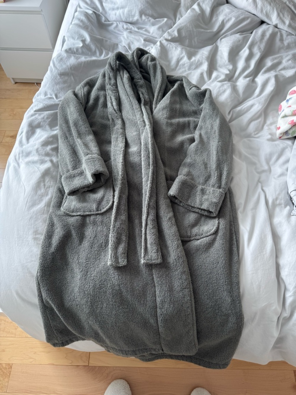 Never worn cozy earth robe